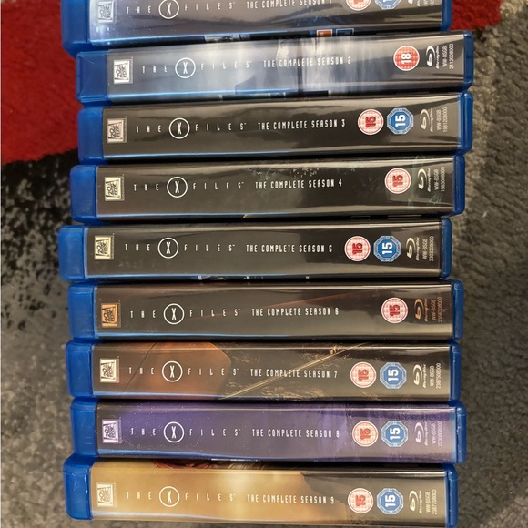 The X-Files Collection Box Set - Picture 4 of 5